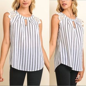 Doe & Rae Halter Tank Black and White Striped Lace Tank Size Large